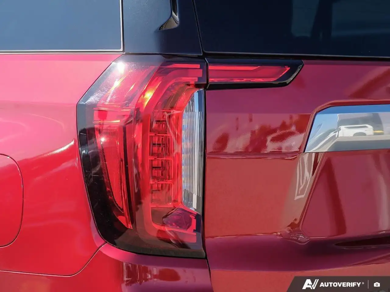 GMC Yukon снимка GMC Yukon
