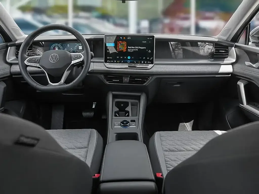 Volkswagen Tiguan снимка Volkswagen Tiguan