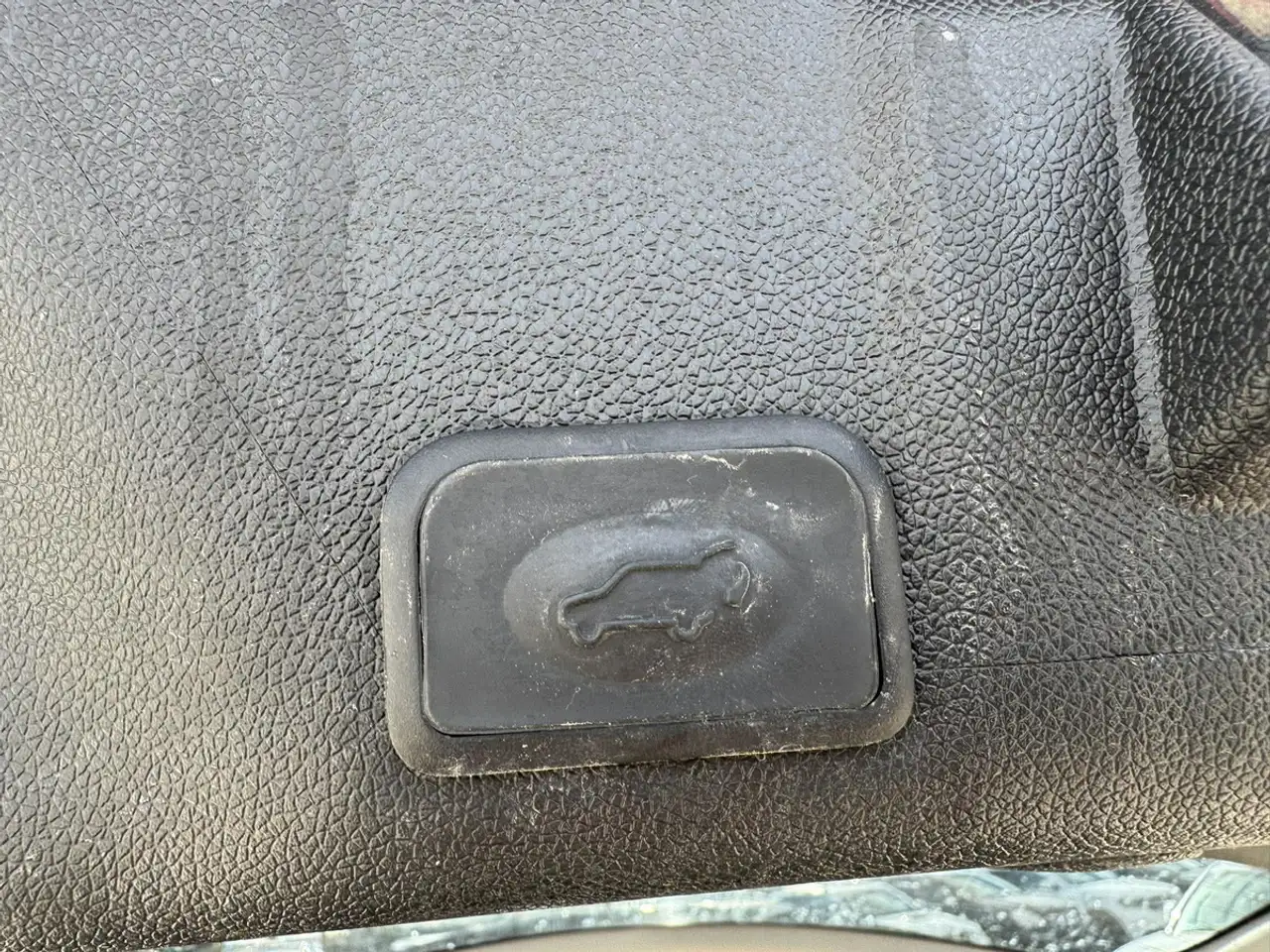 GMC Acadia снимка GMC Acadia