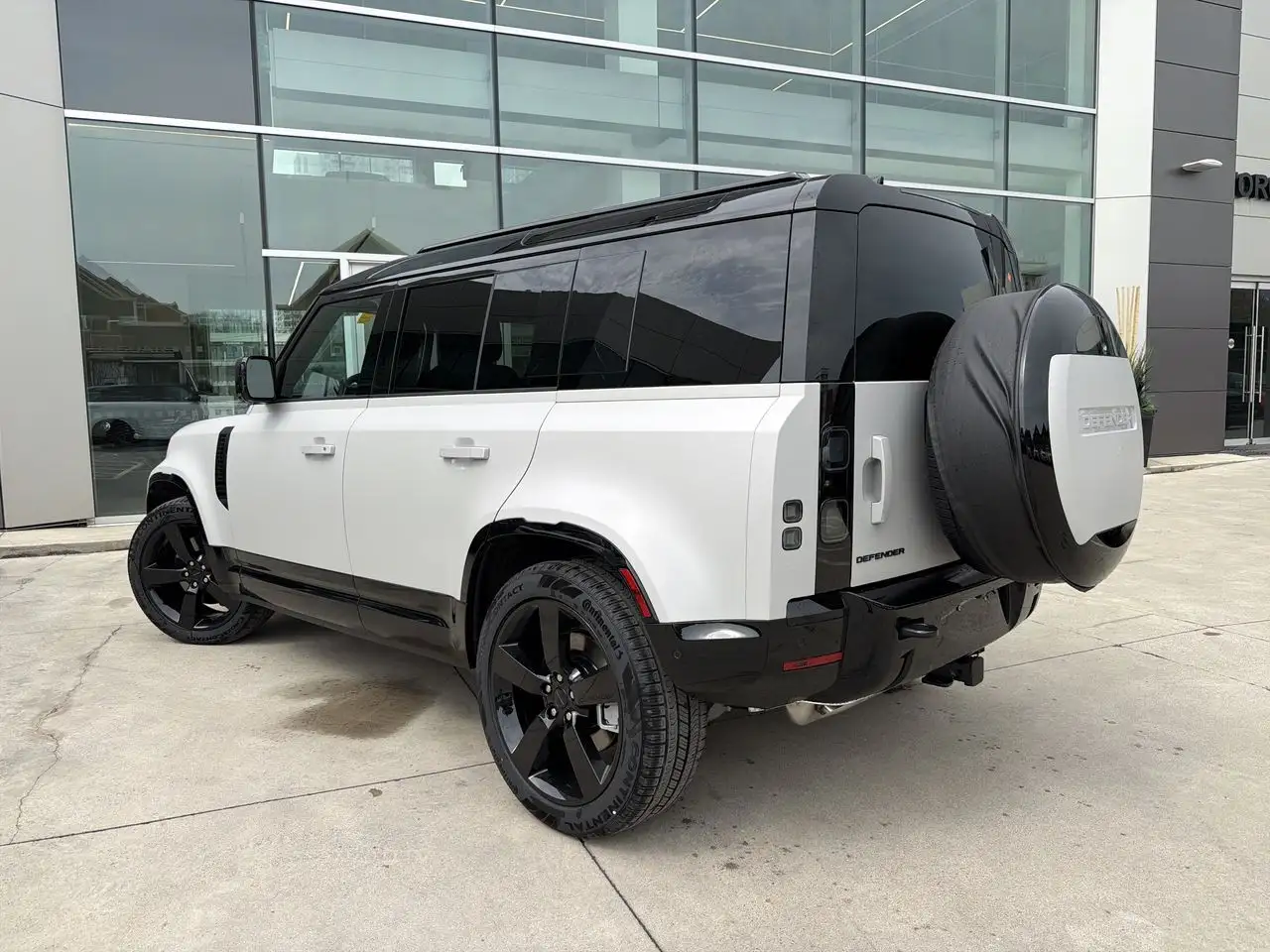 Land Rover Defender снимка Land Rover Defender