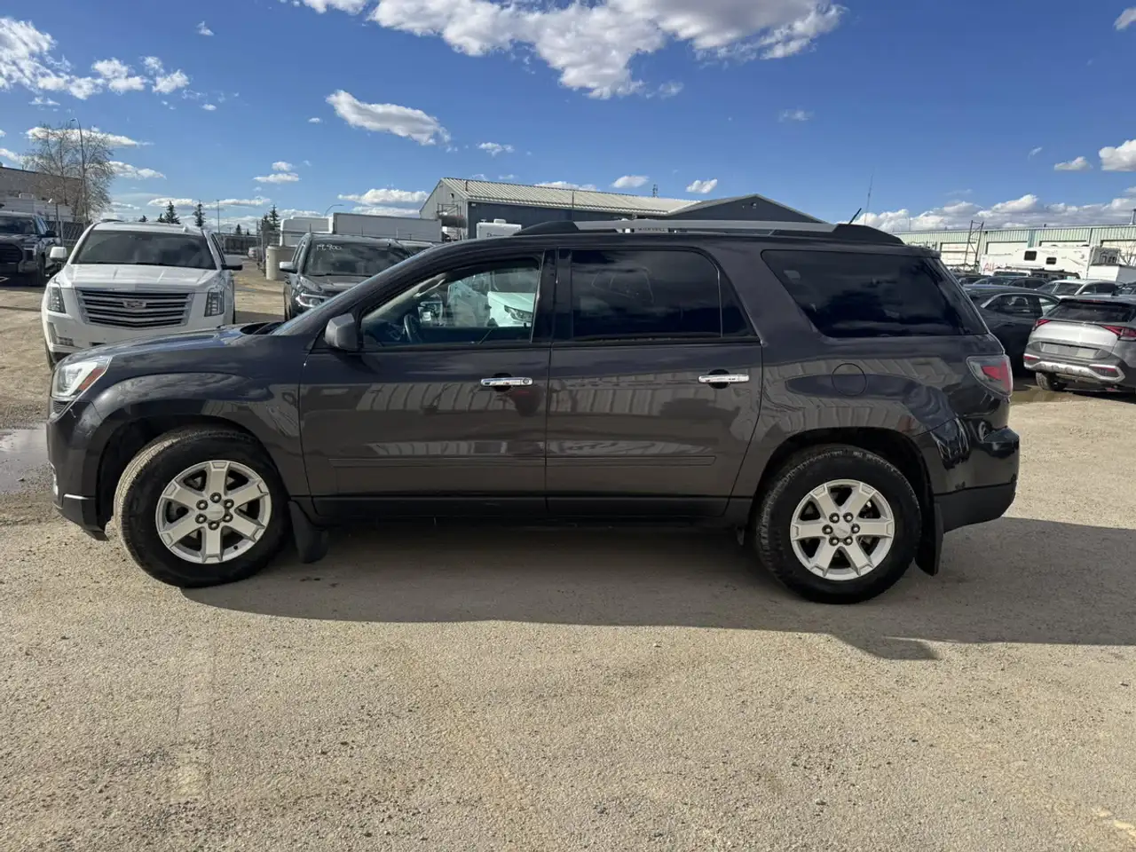 GMC Acadia снимка GMC Acadia
