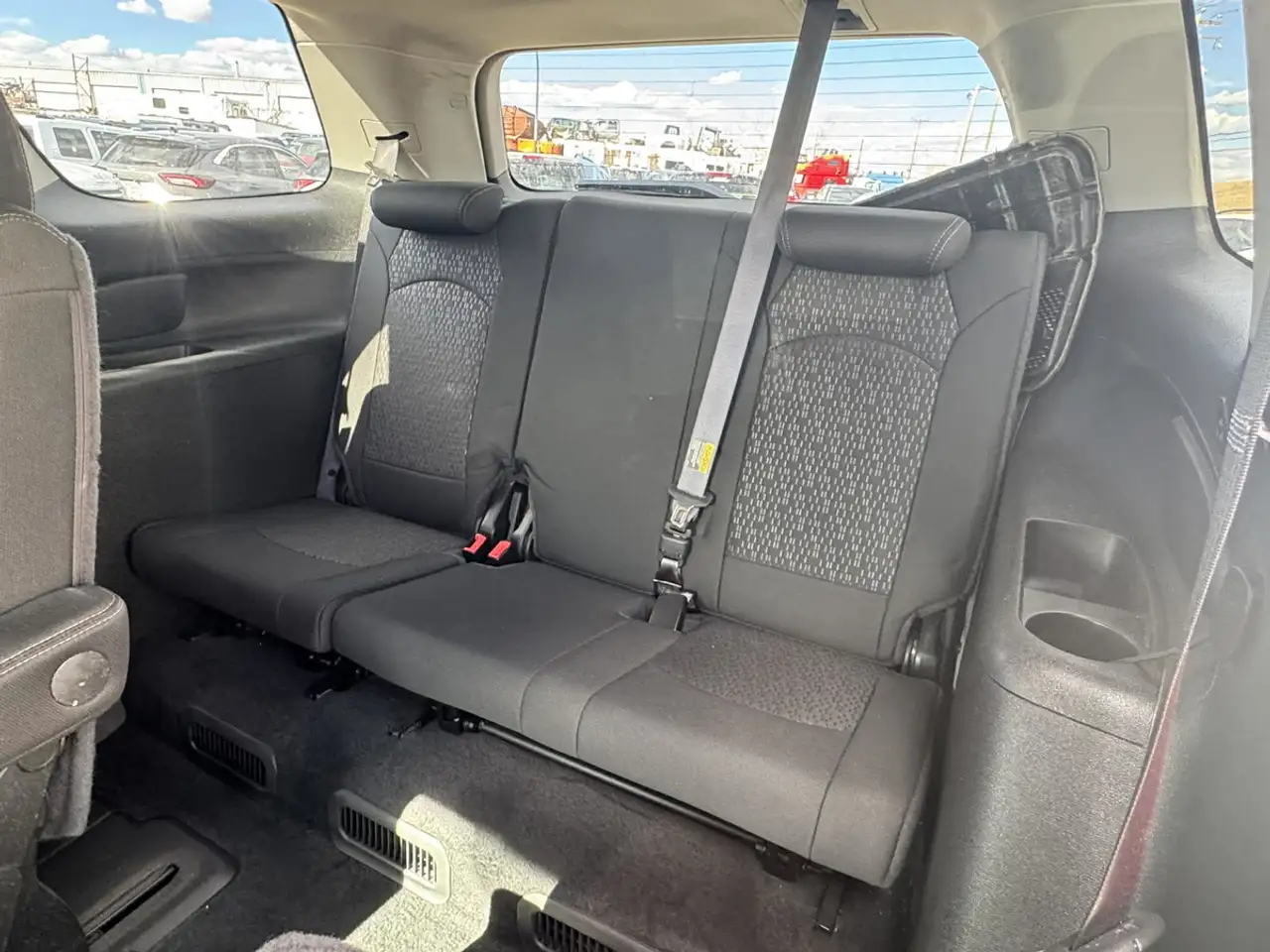 GMC Acadia снимка GMC Acadia