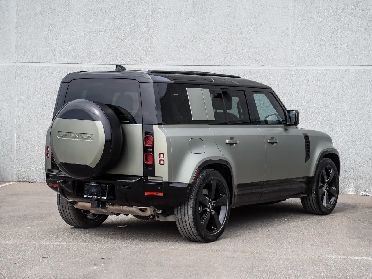 Land Rover Defender снимка Land Rover Defender