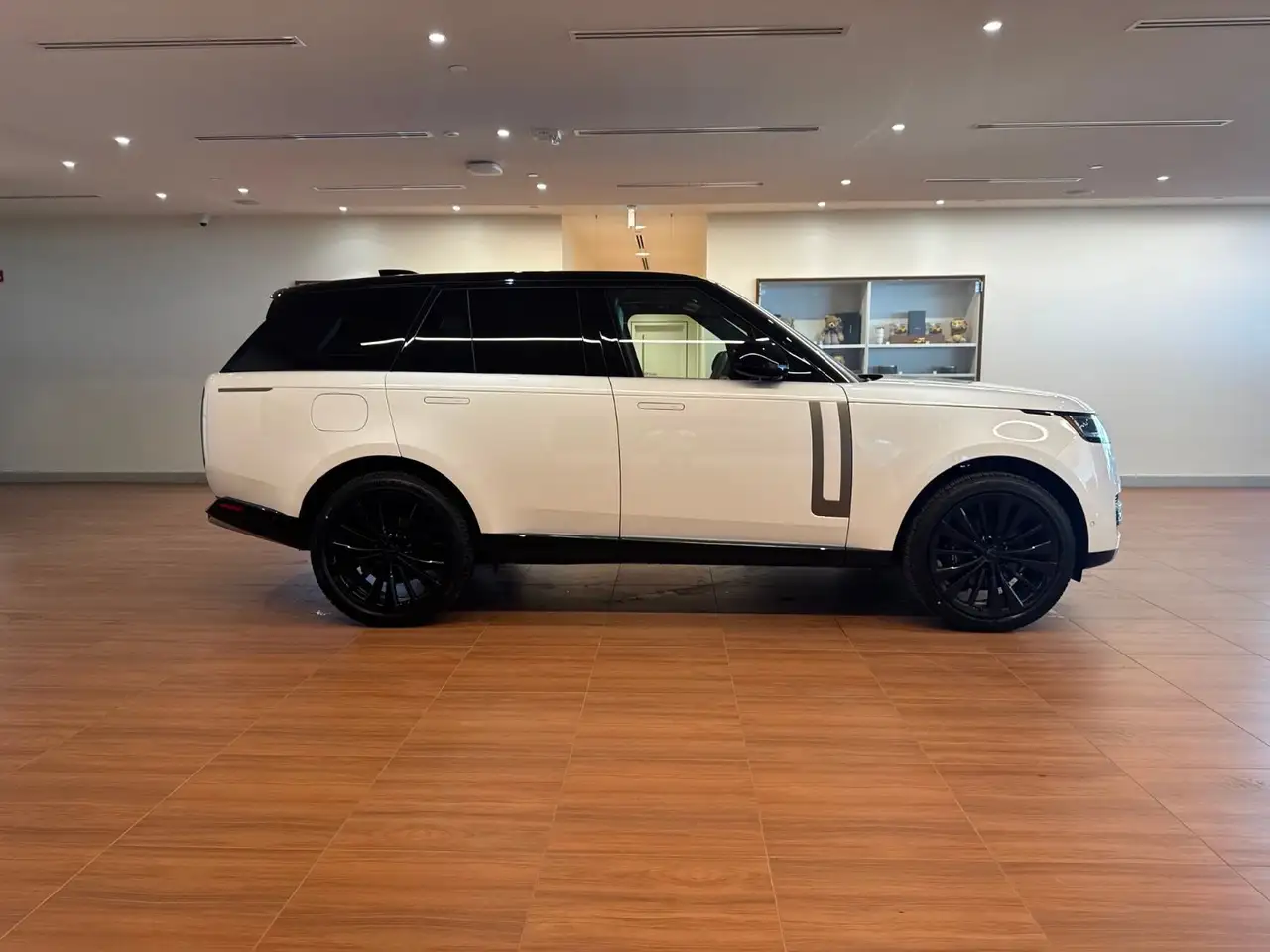 Land Rover Range Rover снимка Land Rover Range Rover