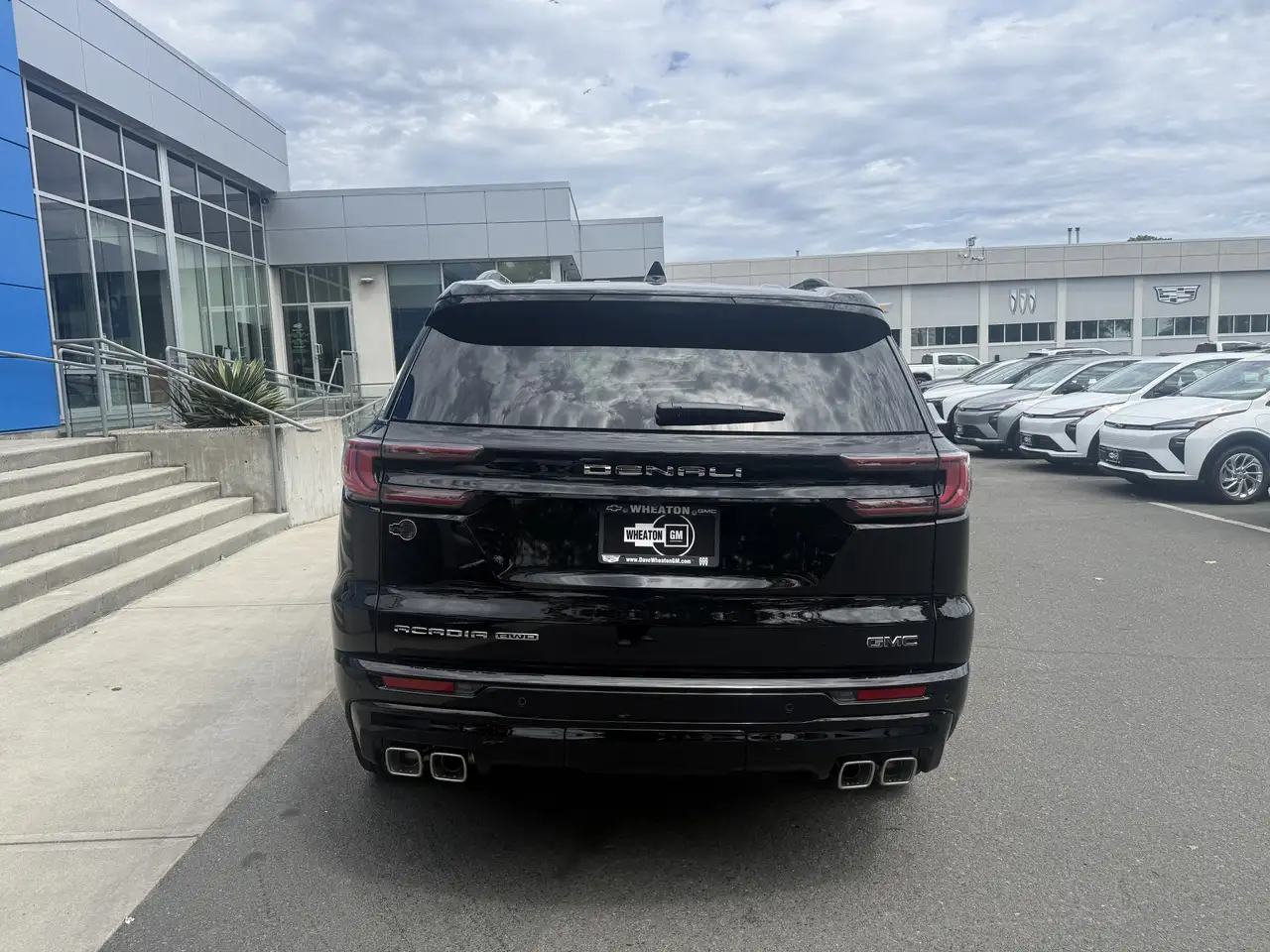 GMC Acadia снимка GMC Acadia
