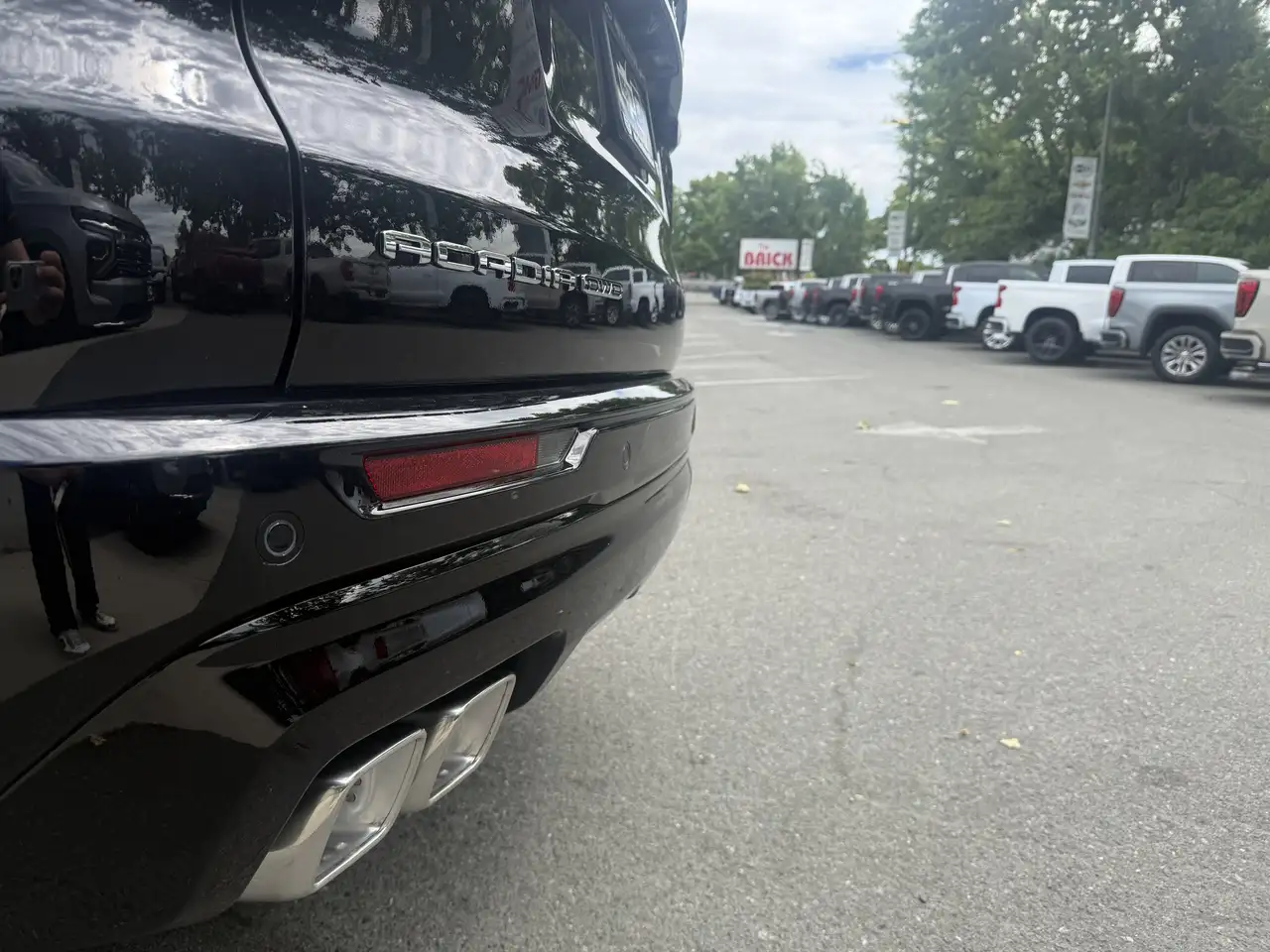 GMC Acadia снимка GMC Acadia