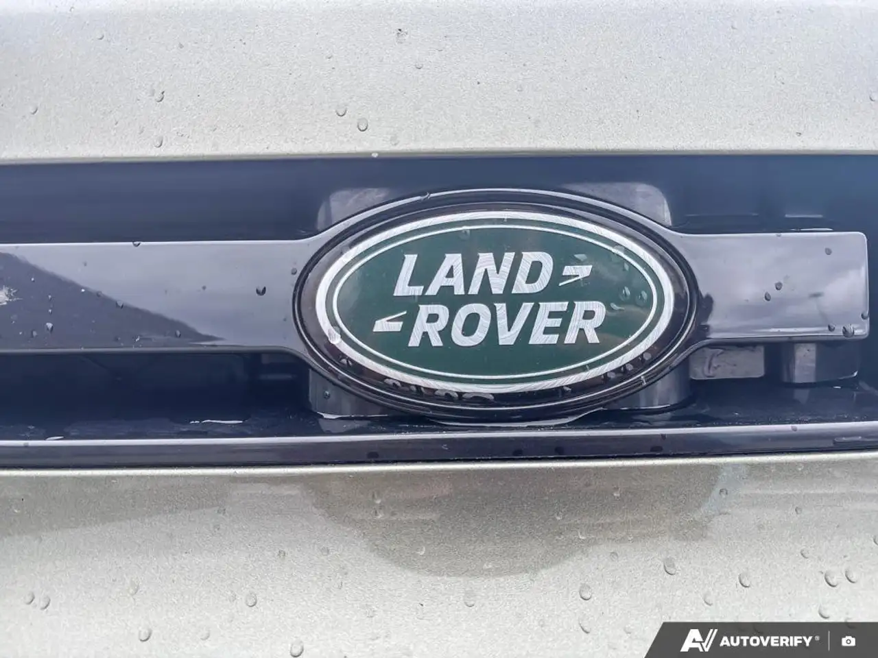 Land Rover Defender снимка Land Rover Defender