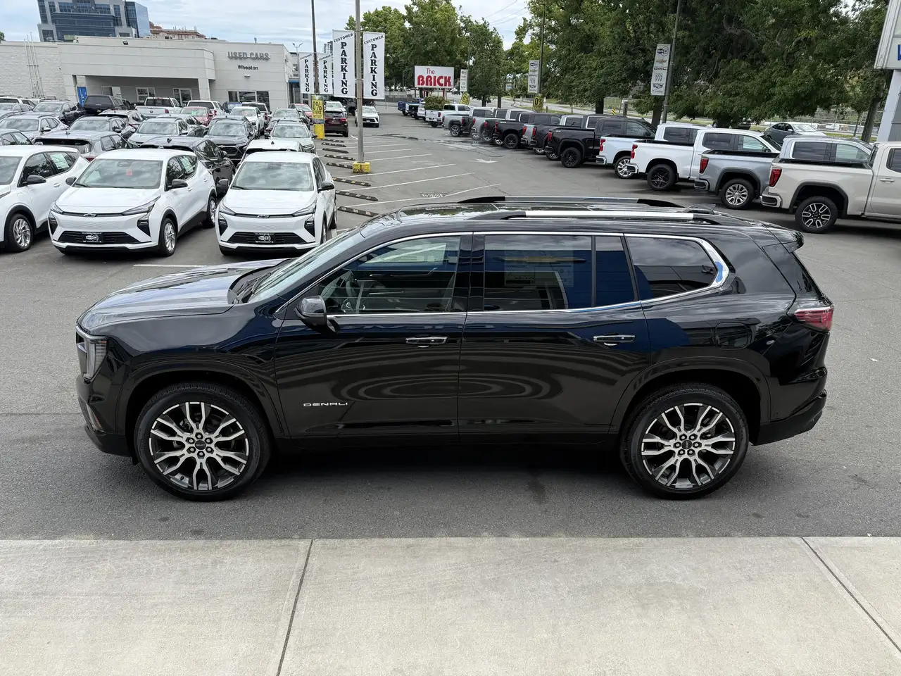 GMC Acadia снимка GMC Acadia