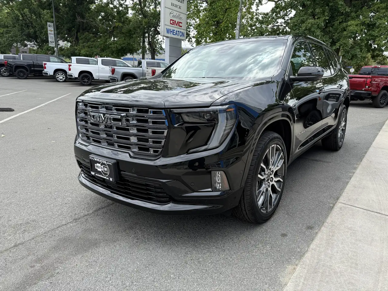 GMC Acadia снимка GMC Acadia