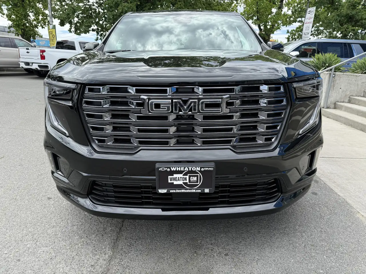 GMC Acadia снимка GMC Acadia