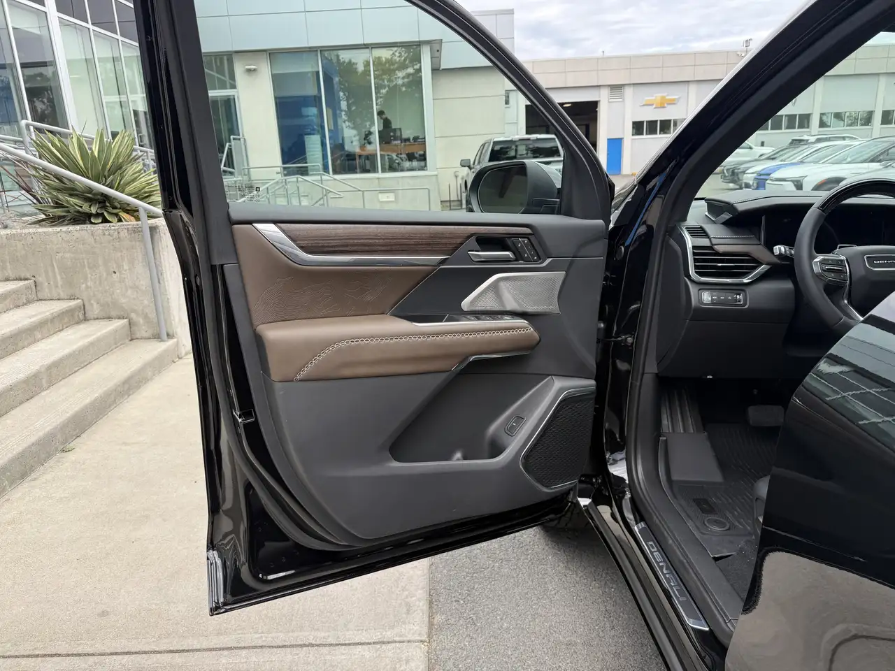 GMC Acadia снимка GMC Acadia