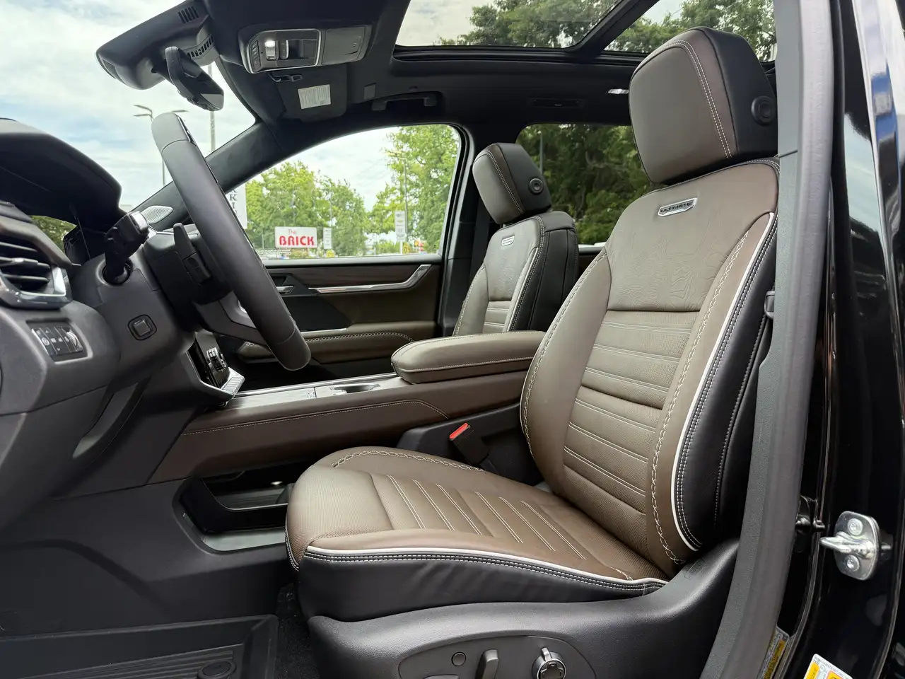 GMC Acadia снимка GMC Acadia