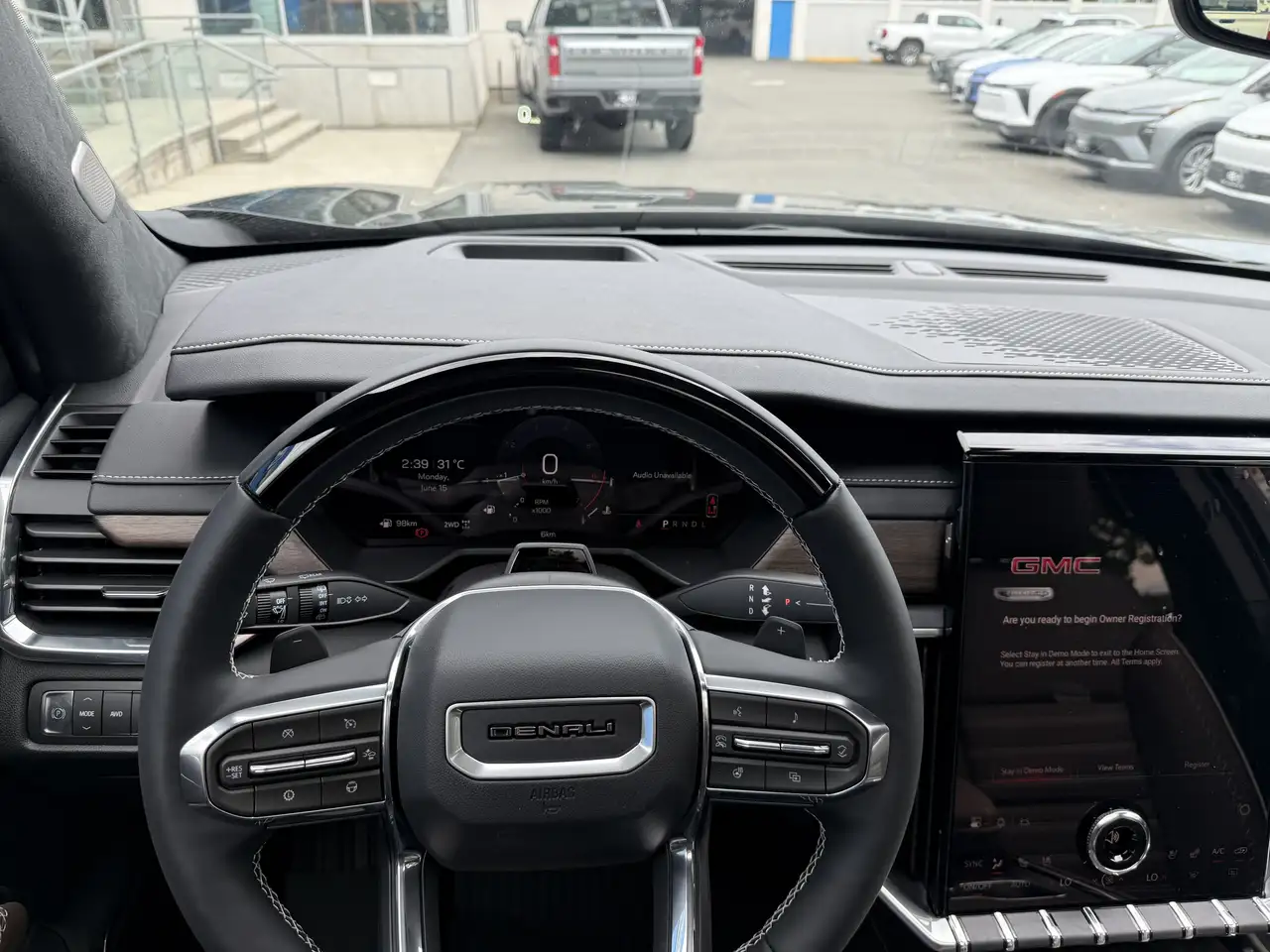 GMC Acadia снимка GMC Acadia