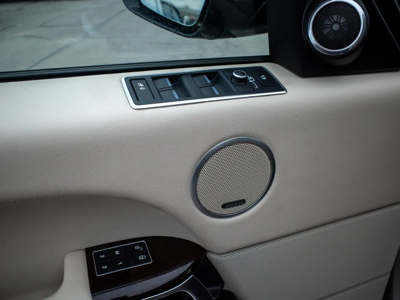 Land Rover Range Rover снимка Land Rover Range Rover