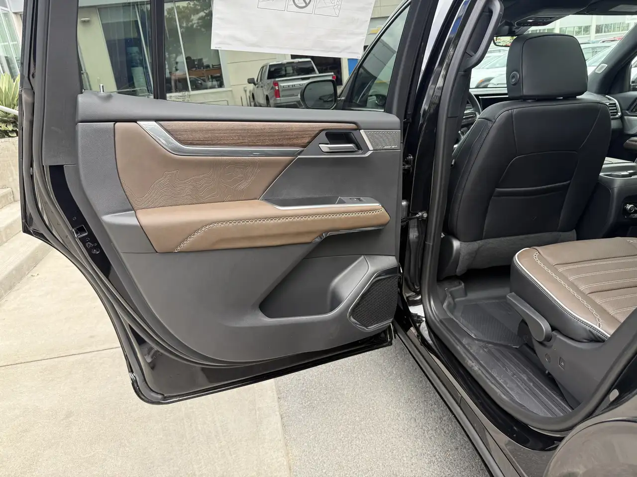 GMC Acadia снимка GMC Acadia