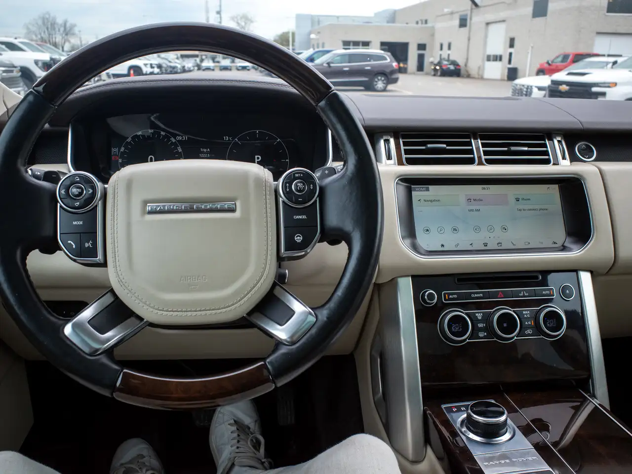 Land Rover Range Rover снимка Land Rover Range Rover