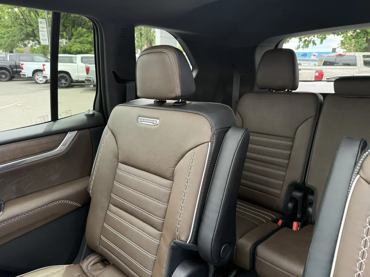 GMC Acadia снимка GMC Acadia