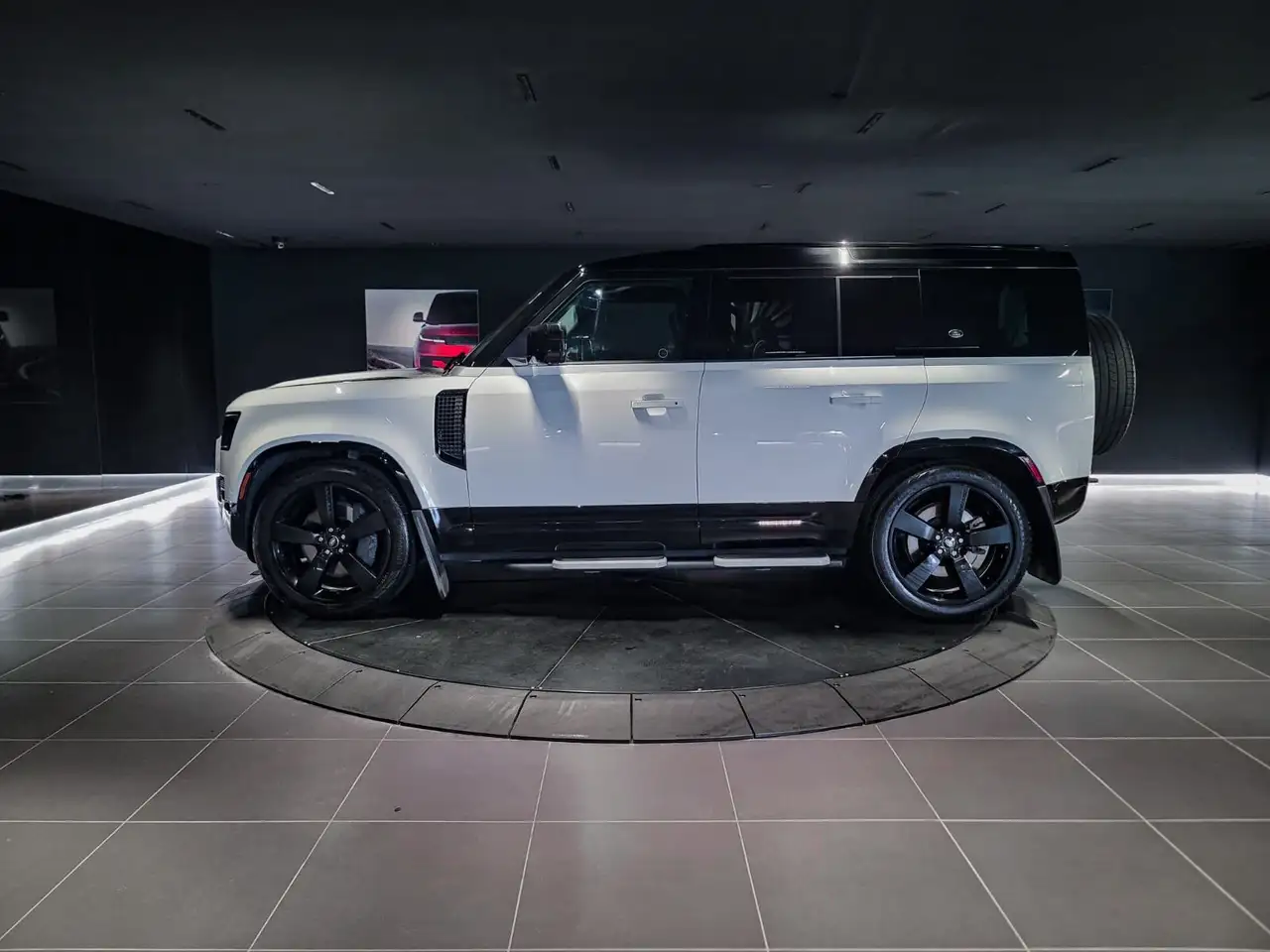 Land Rover Defender снимка Land Rover Defender