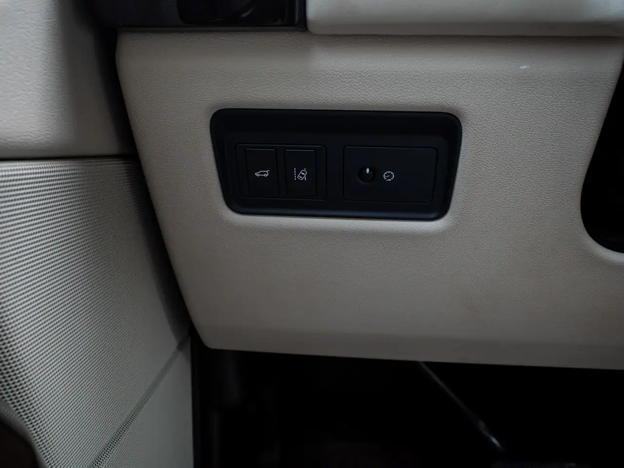 Land Rover Range Rover снимка Land Rover Range Rover
