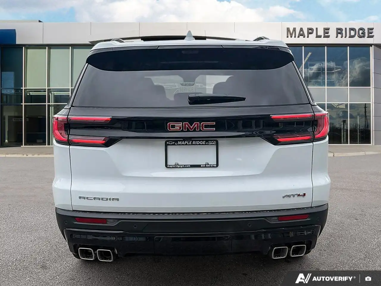 GMC Acadia photo GMC Acadia