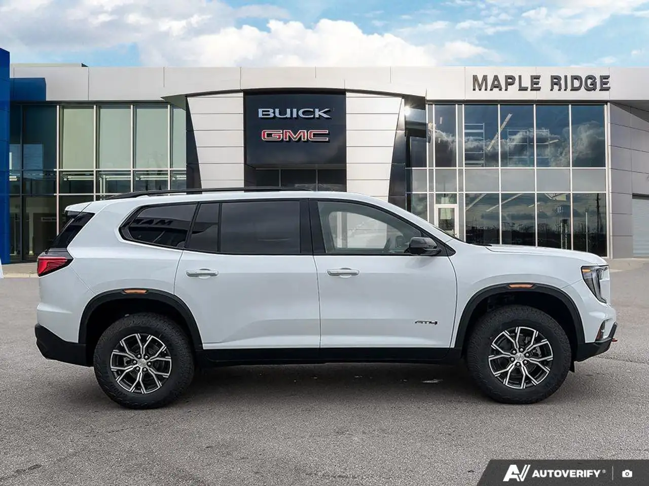 GMC Acadia photo GMC Acadia