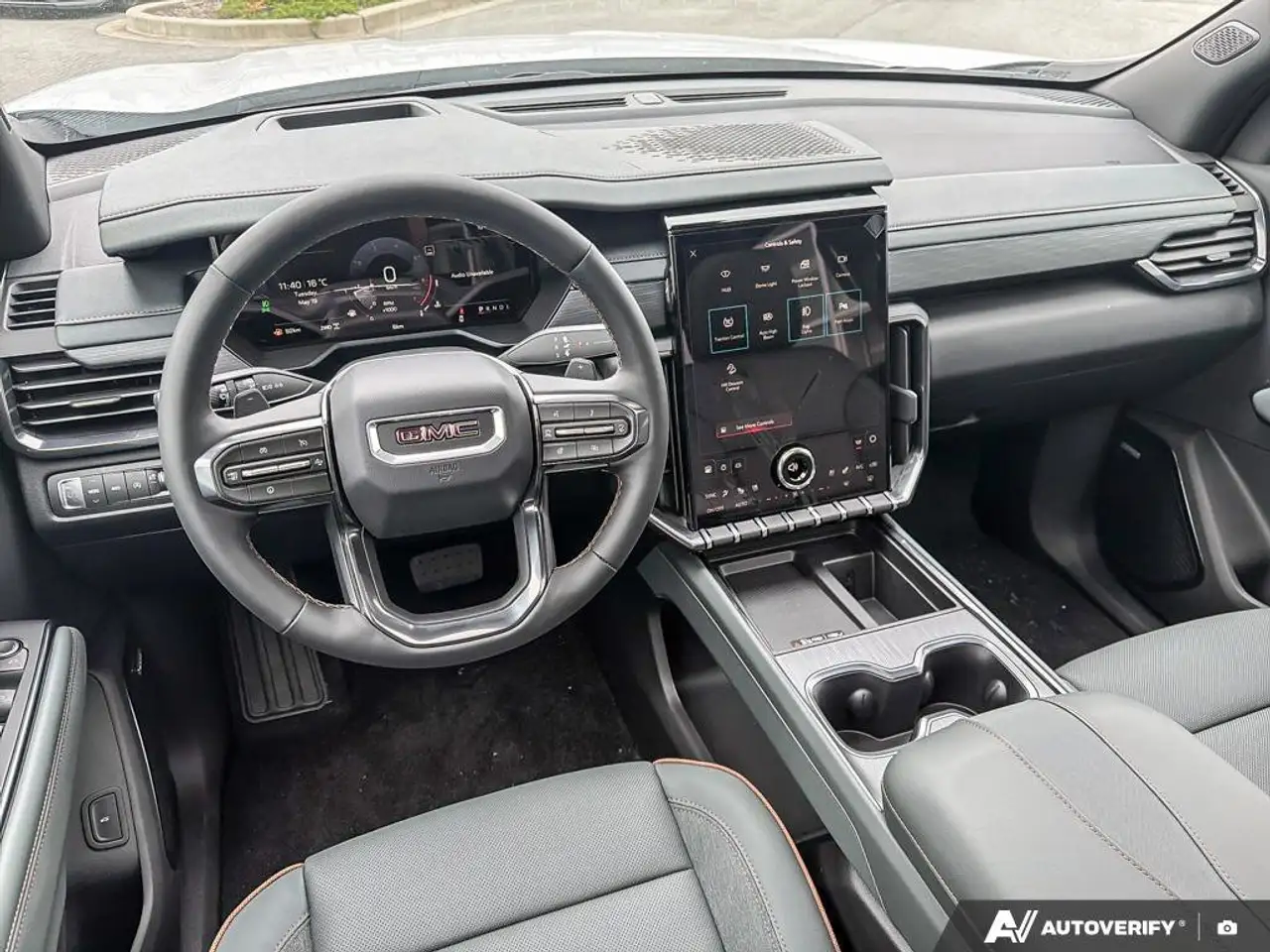 GMC Acadia photo GMC Acadia