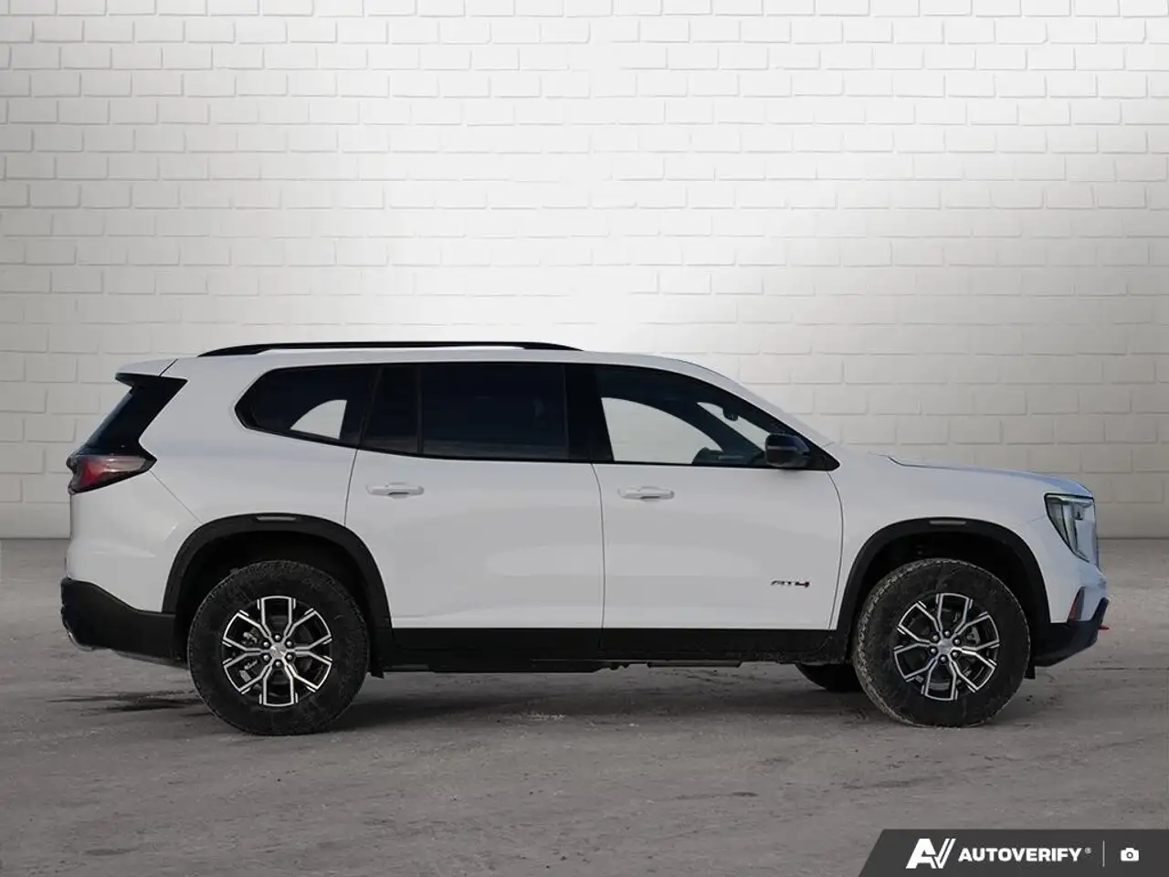 GMC Acadia photo GMC Acadia