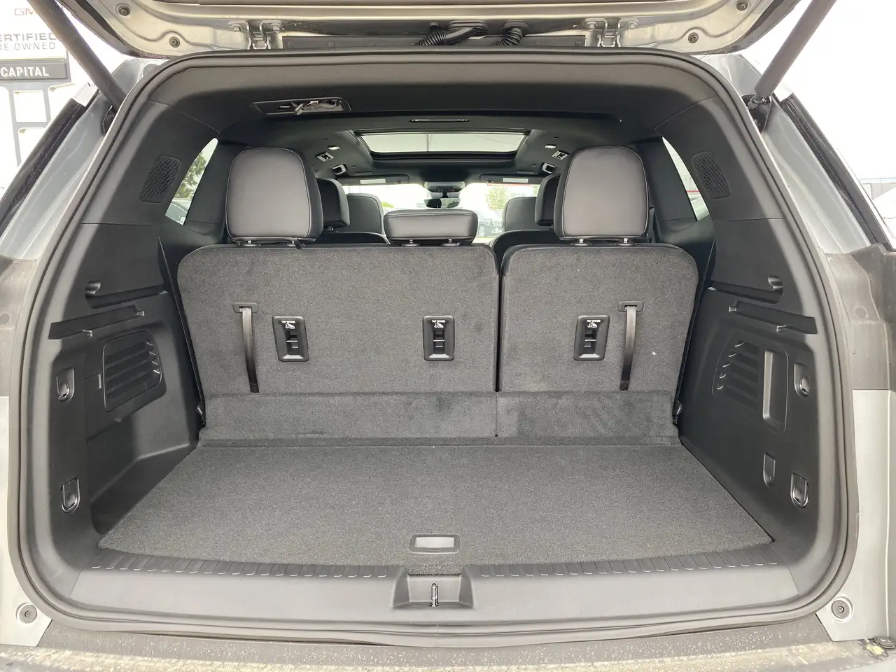 GMC Acadia снимка GMC Acadia