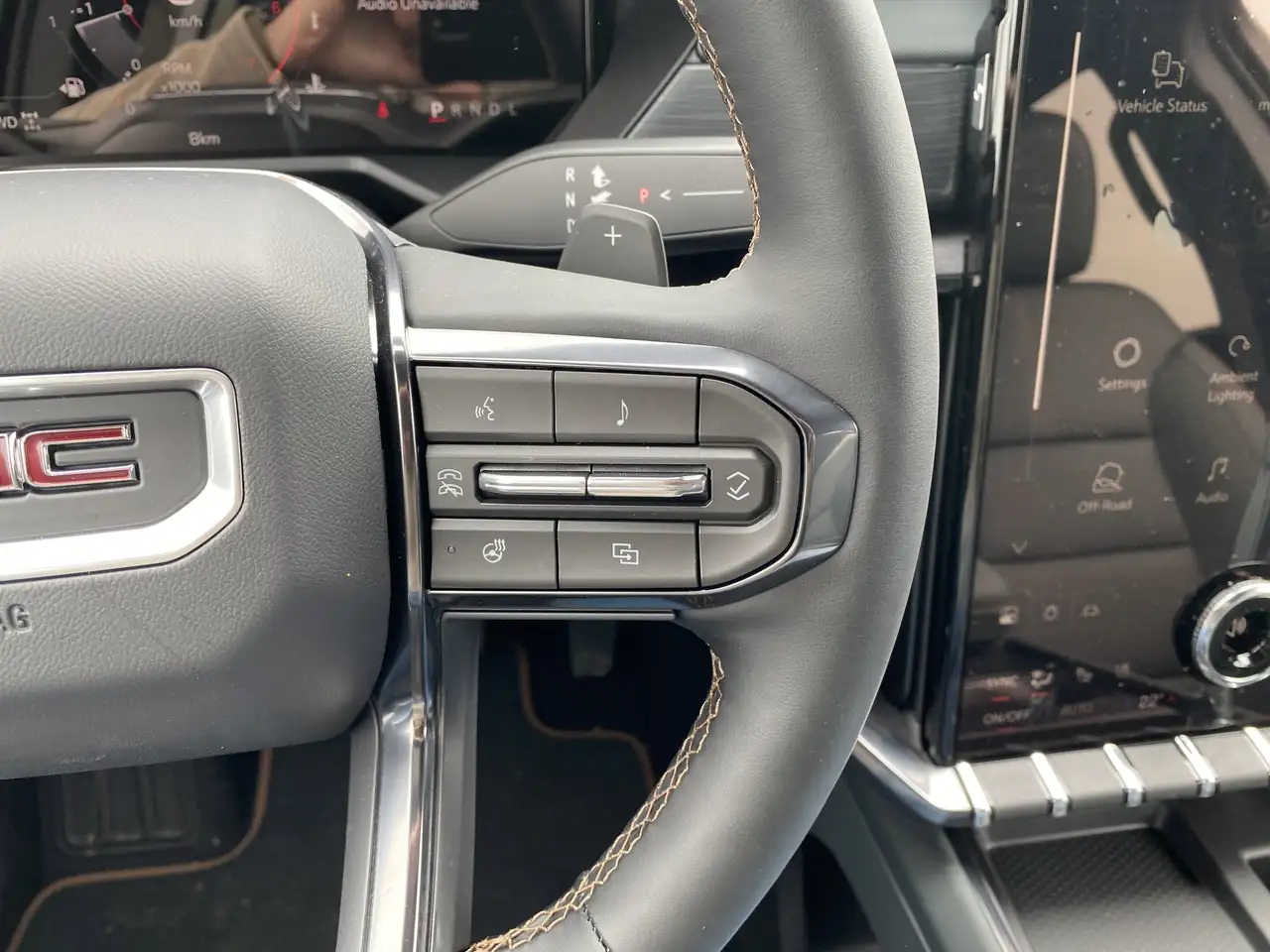 GMC Acadia снимка GMC Acadia