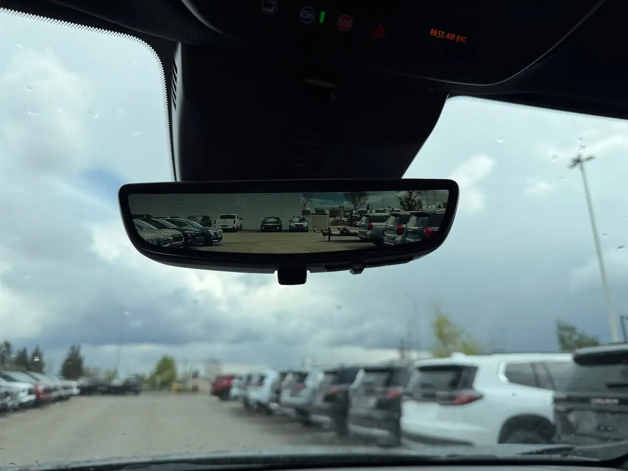 GMC Acadia photo GMC Acadia