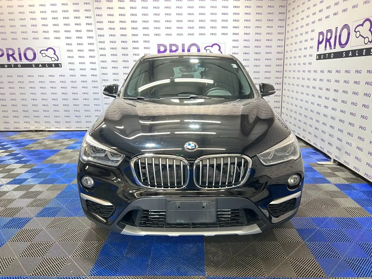 BMW X1 photo BMW X1