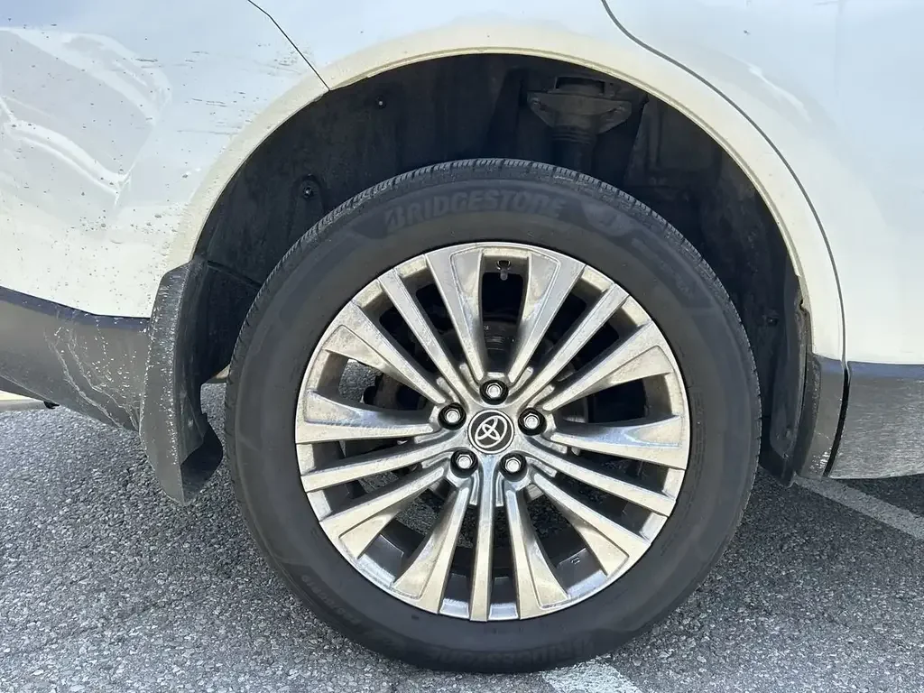 Toyota Venza снимка Toyota Venza