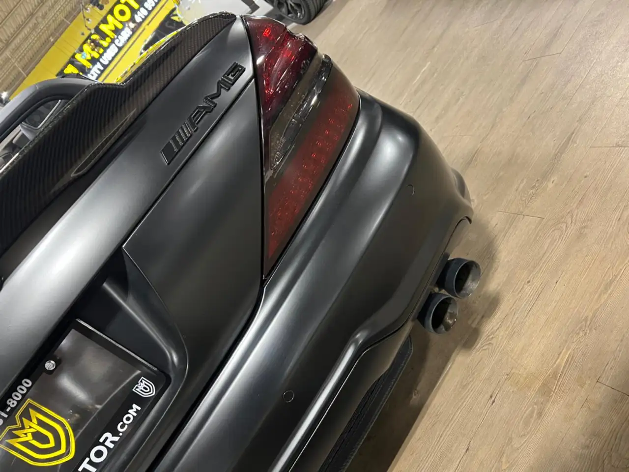 Mercedes-Benz SL снимка Mercedes-Benz SL