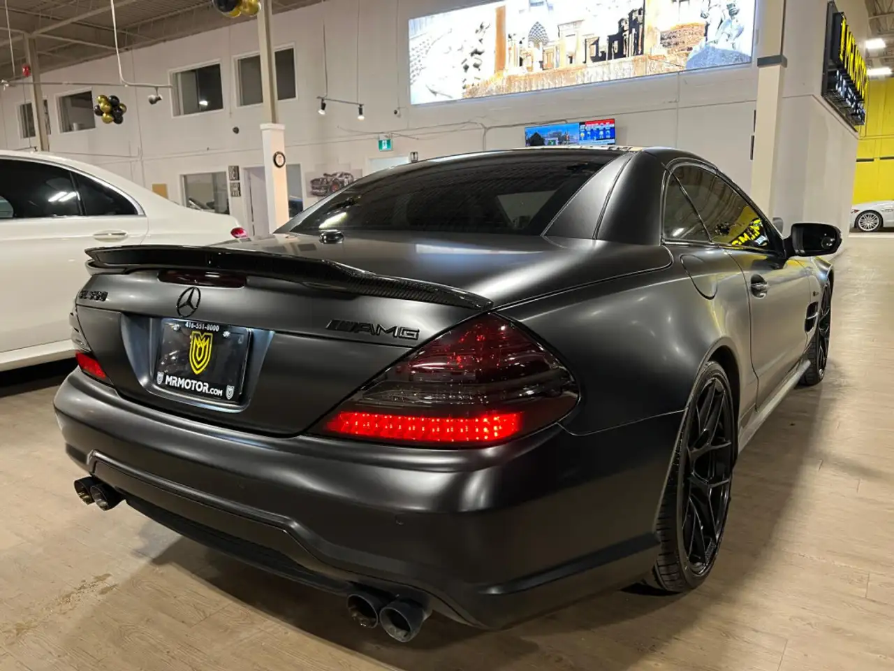 Mercedes-Benz SL снимка Mercedes-Benz SL