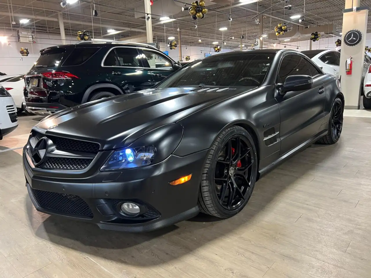 Mercedes-Benz SL снимка Mercedes-Benz SL
