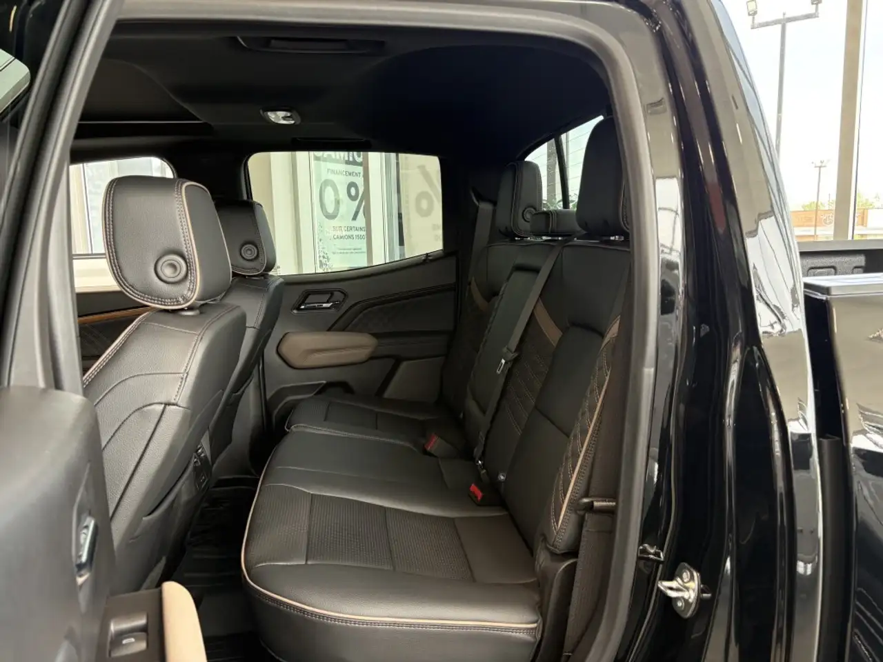 GMC Canyon снимка GMC Canyon