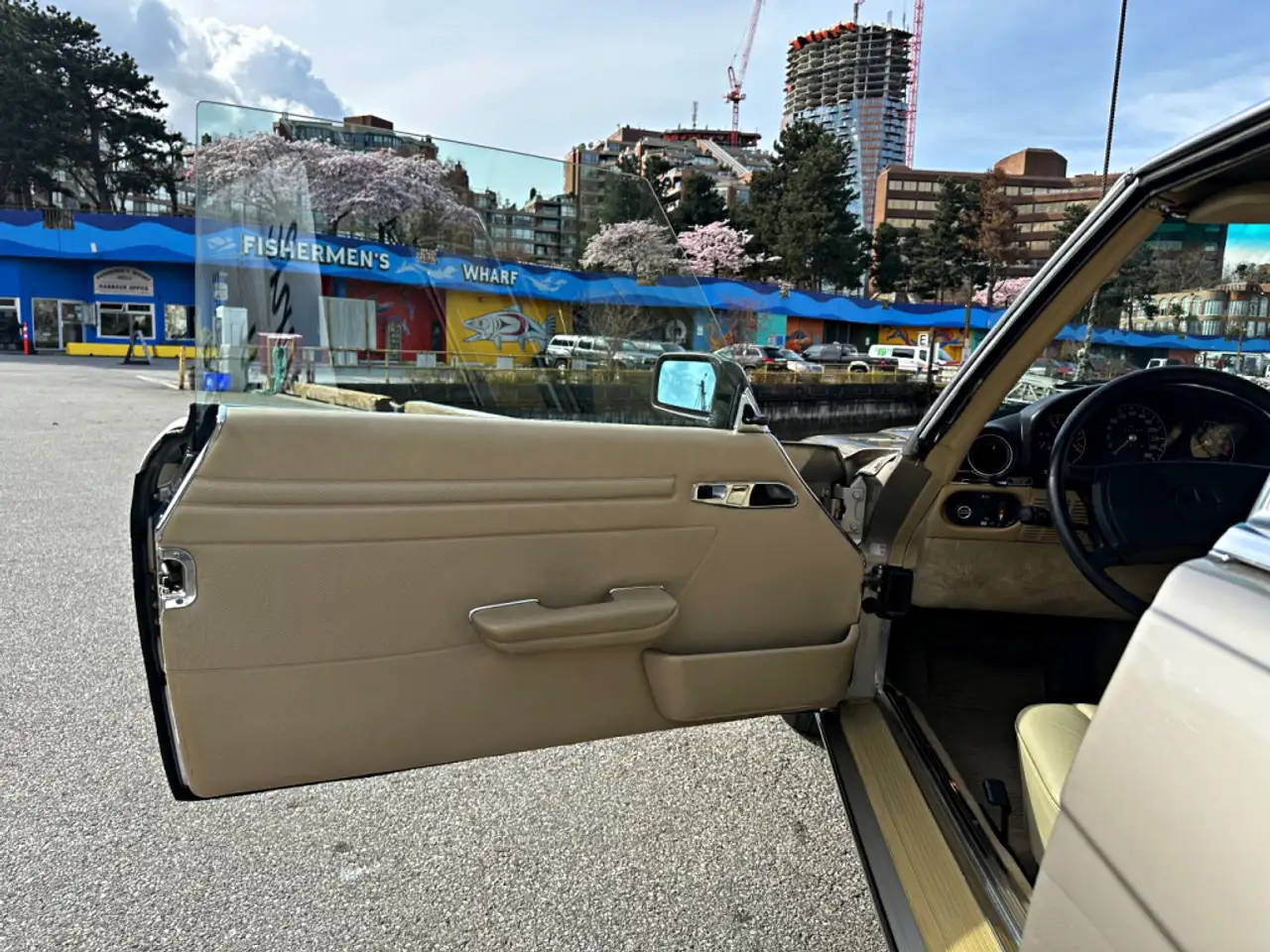 Mercedes-Benz SL снимка Mercedes-Benz SL