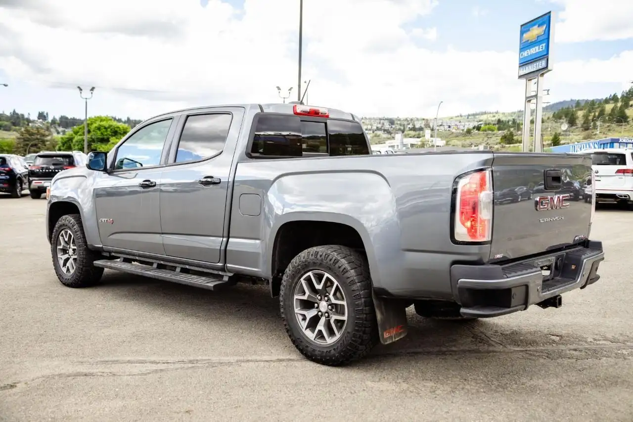 GMC Canyon снимка GMC Canyon