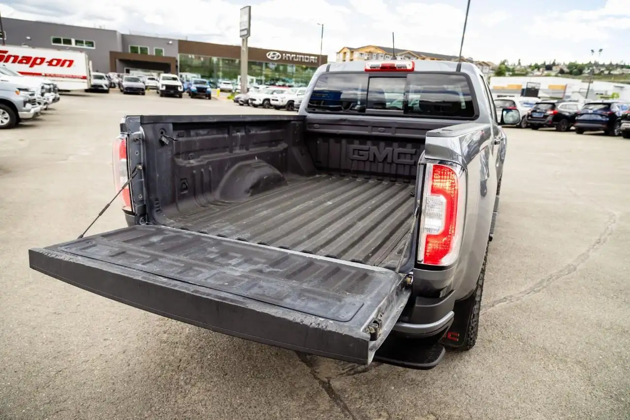 GMC Canyon снимка GMC Canyon
