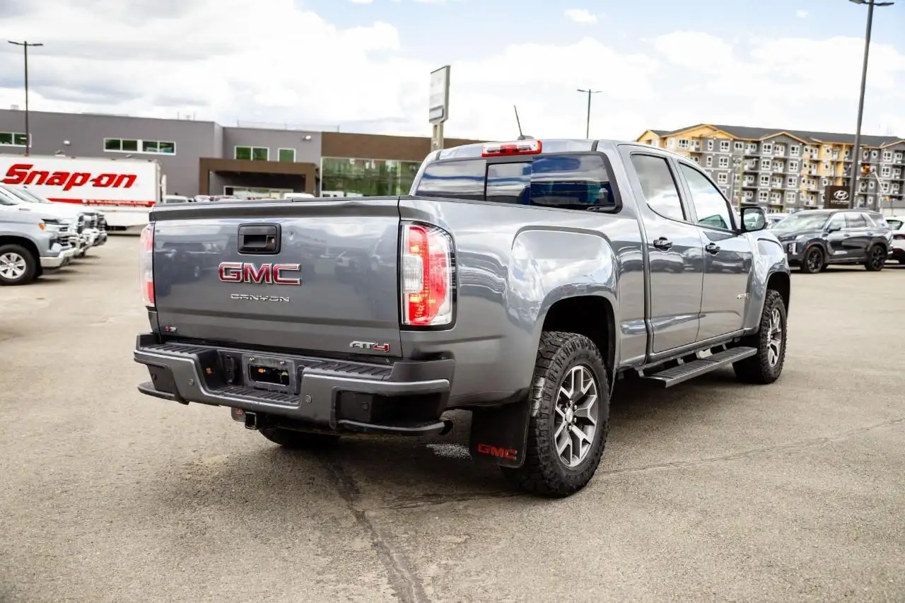 GMC Canyon снимка GMC Canyon