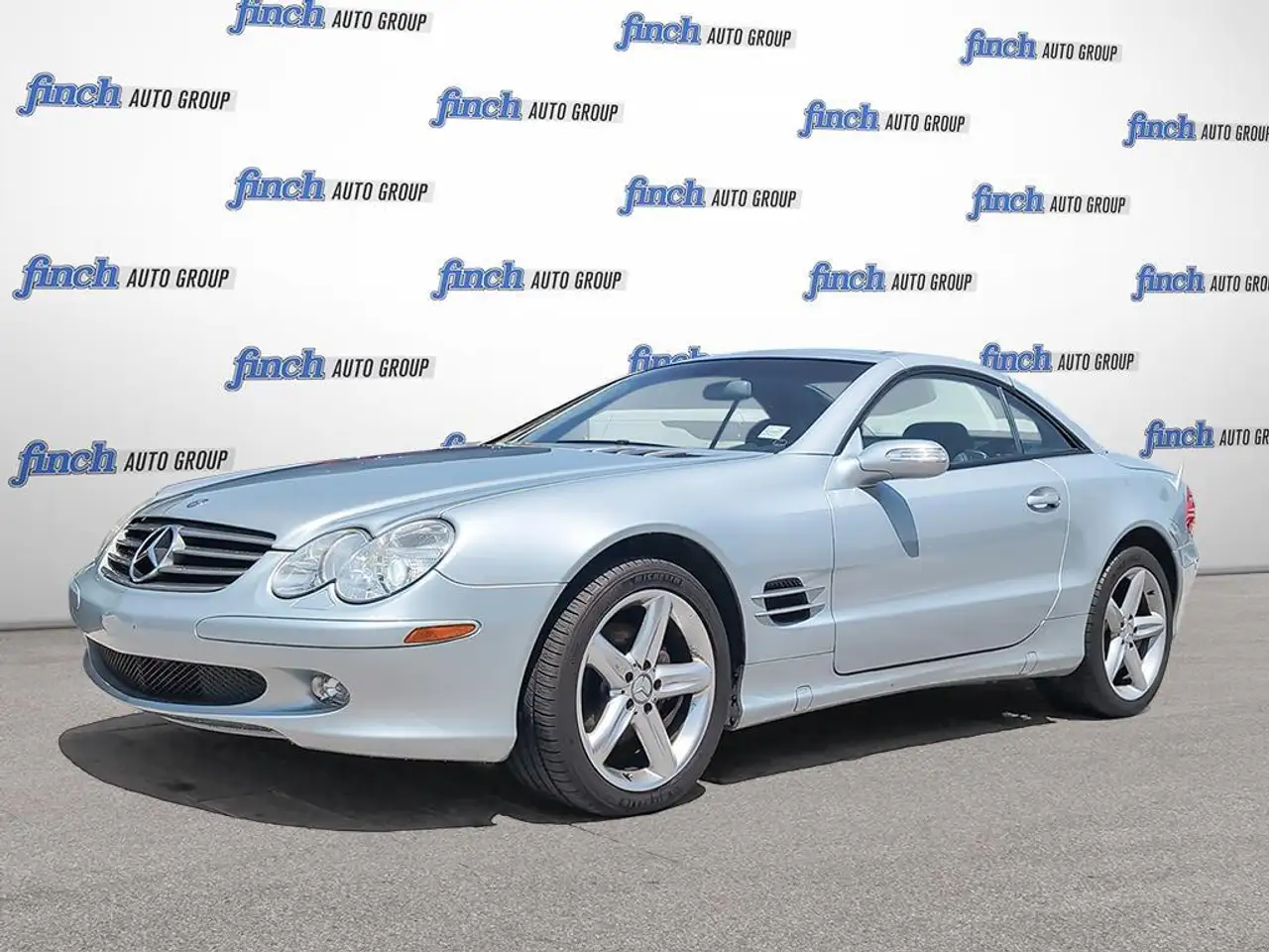 Mercedes-Benz SL photo Mercedes-Benz SL
