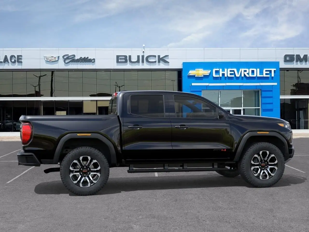 GMC Canyon photo GMC Canyon