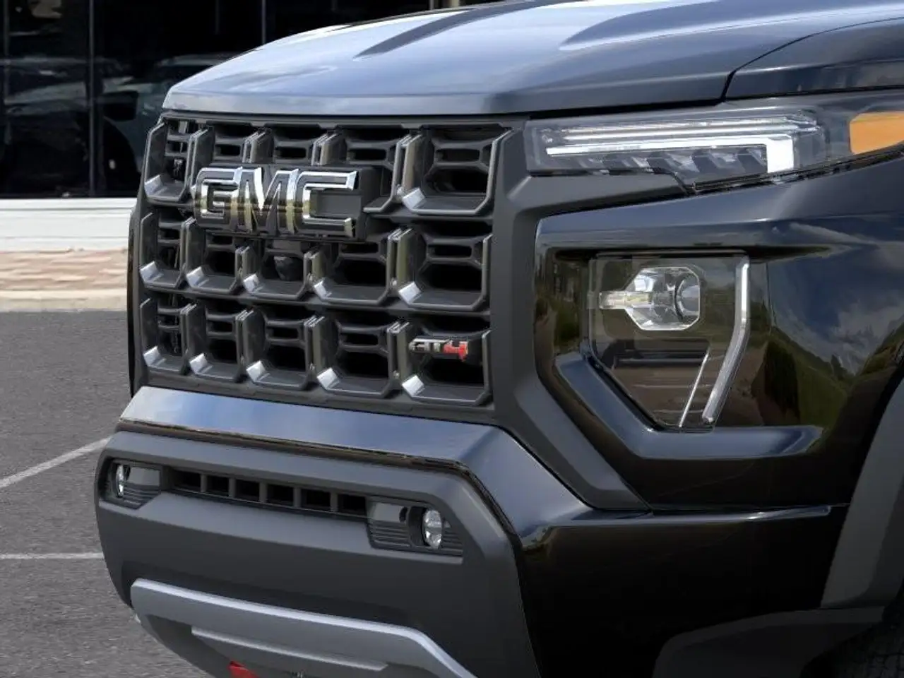 GMC Canyon photo GMC Canyon