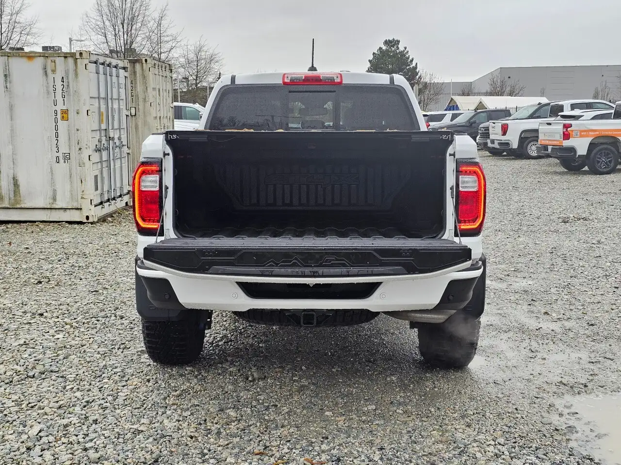 GMC Canyon снимка GMC Canyon