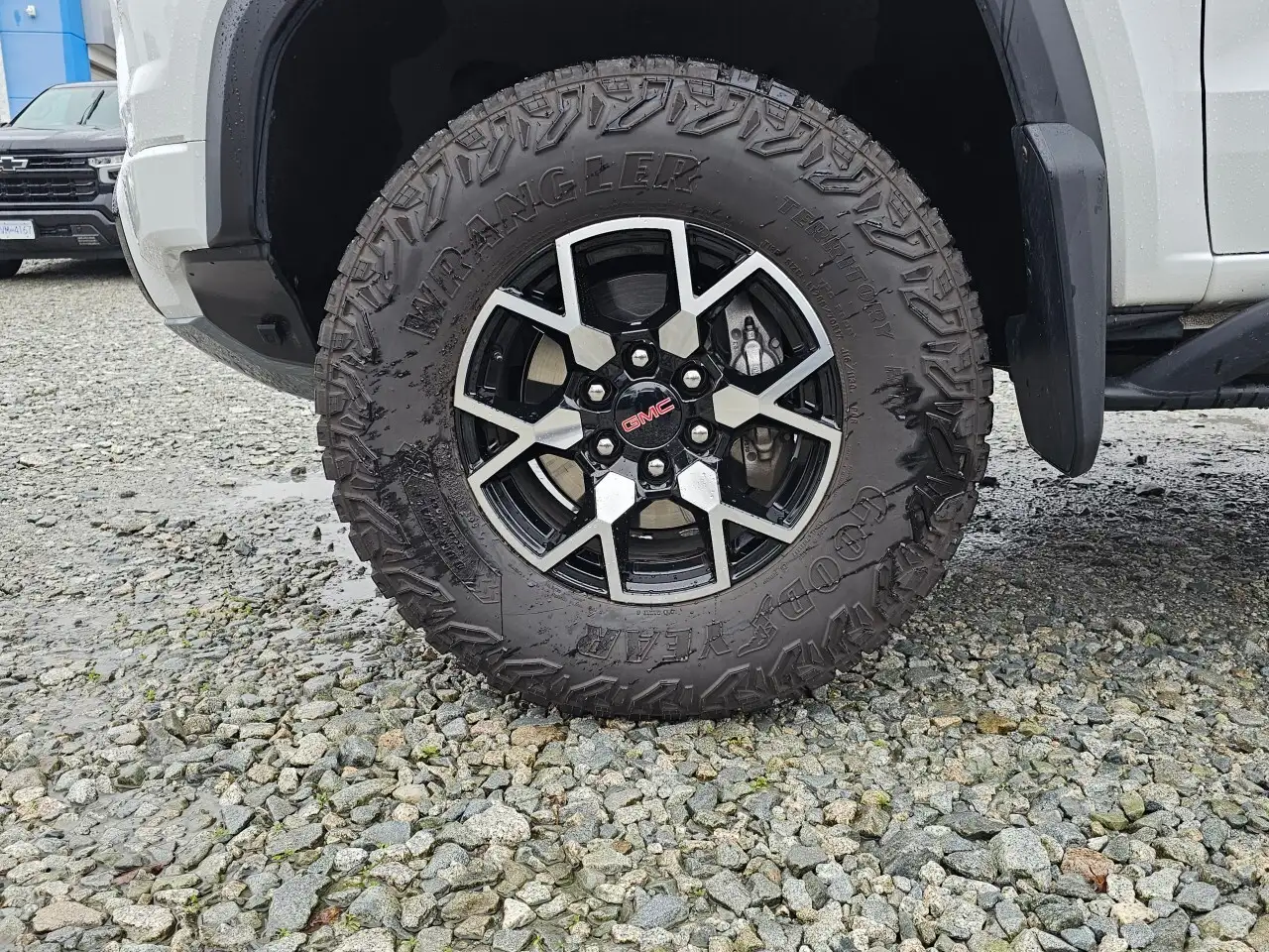 GMC Canyon снимка GMC Canyon