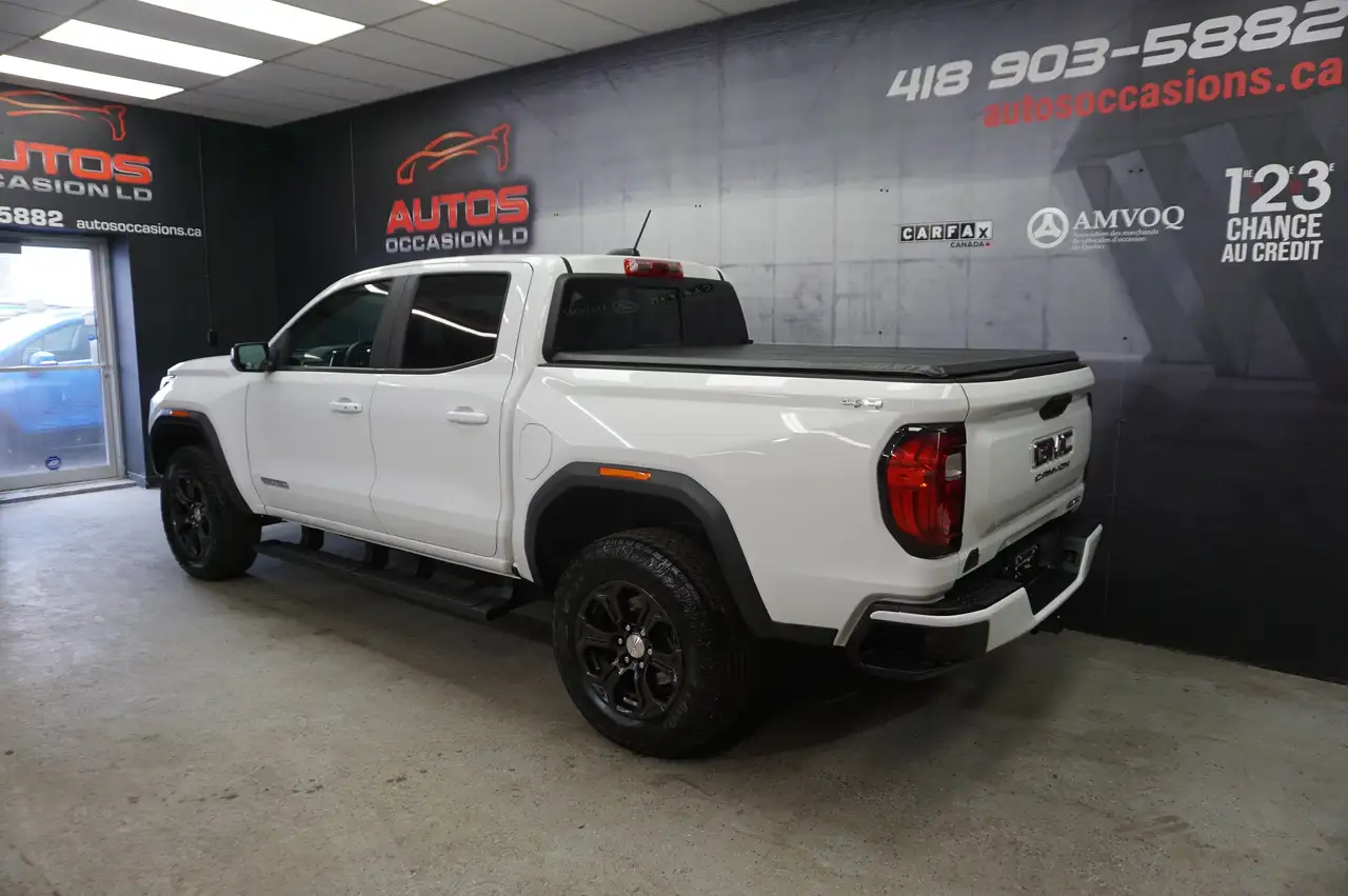 GMC Canyon photo GMC Canyon