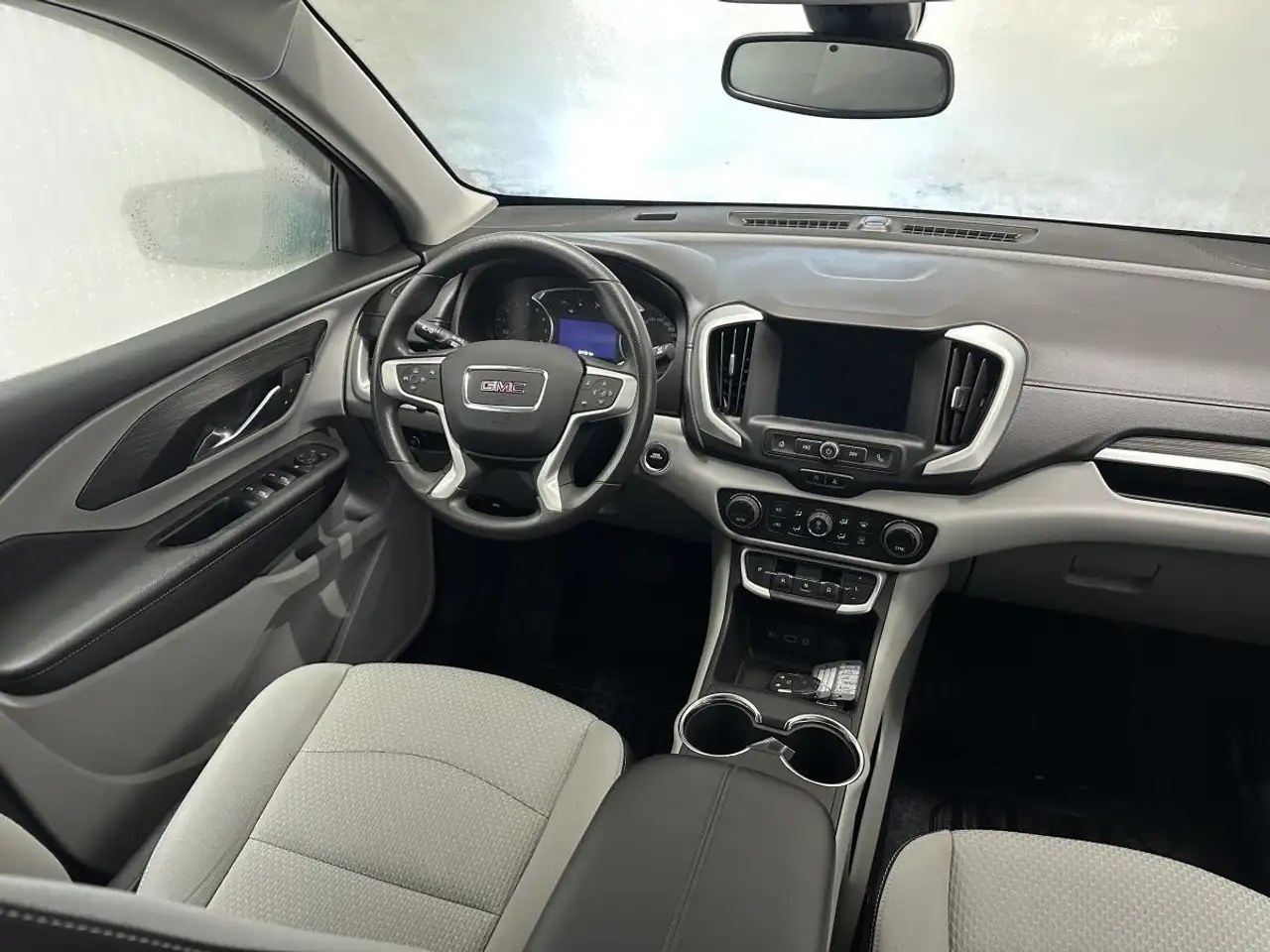 GMC Terrain снимка GMC Terrain
