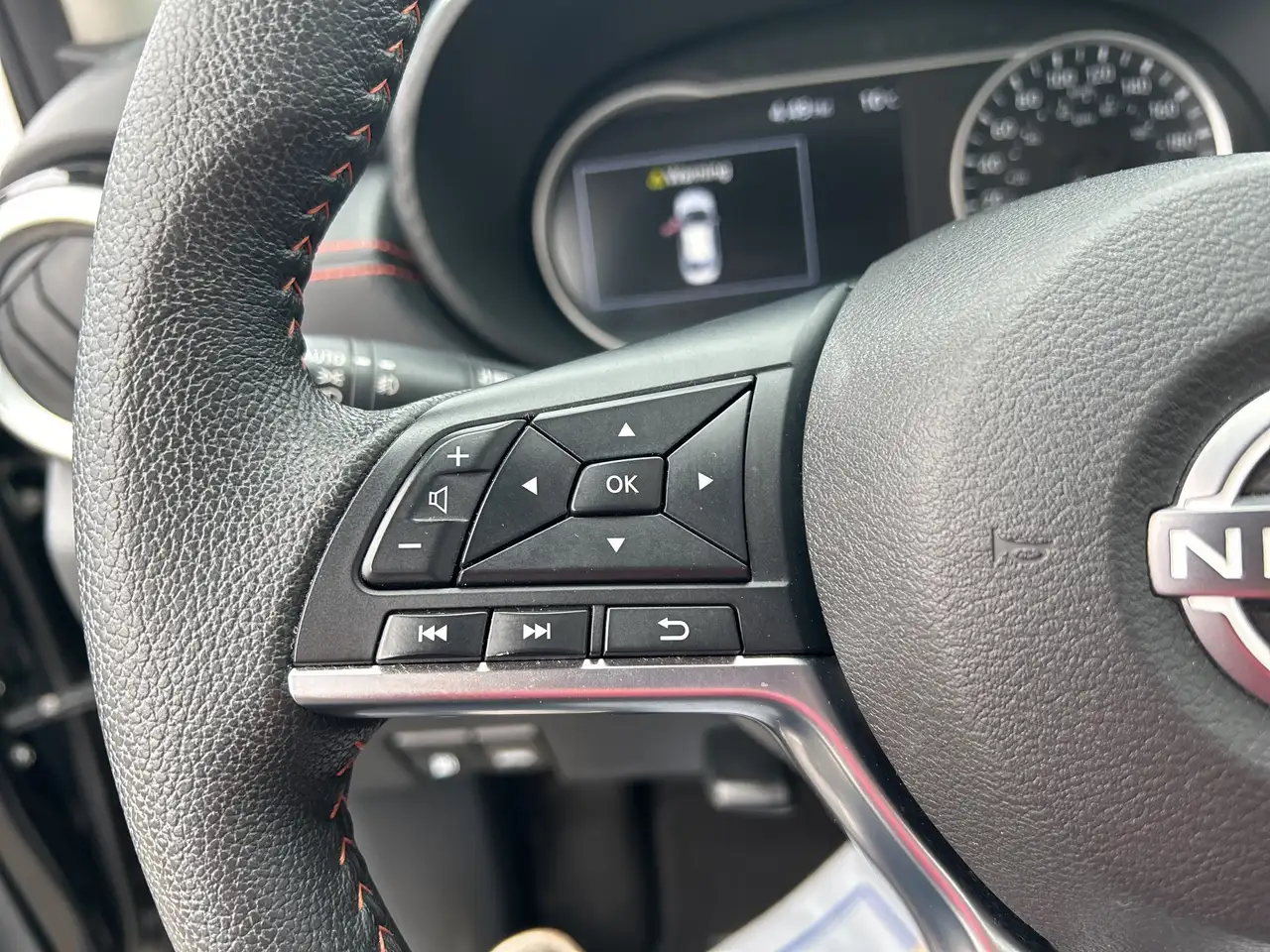 Nissan Versa снимка Nissan Versa