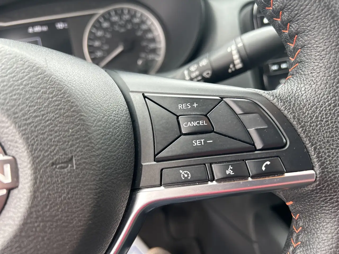 Nissan Versa снимка Nissan Versa
