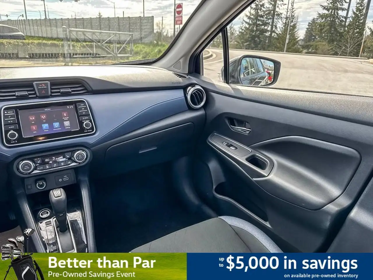 Nissan Versa снимка Nissan Versa